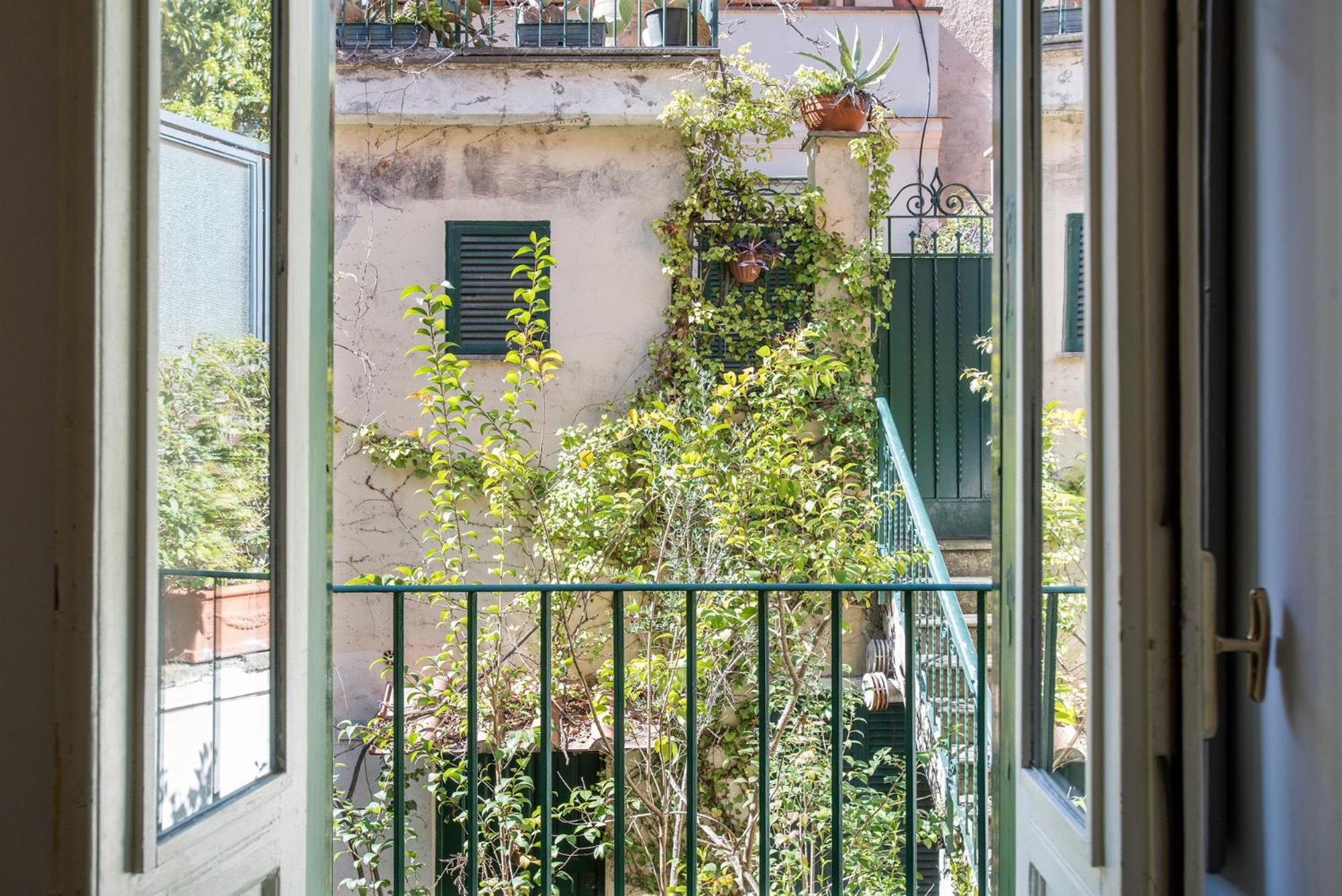 Apartment Palline Balcony